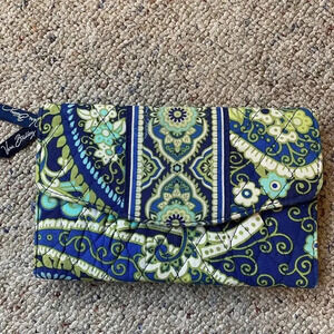 Vera Bradley Safari Sunset Fold Snap Close Clutch Wallet Card Holder Blue Green